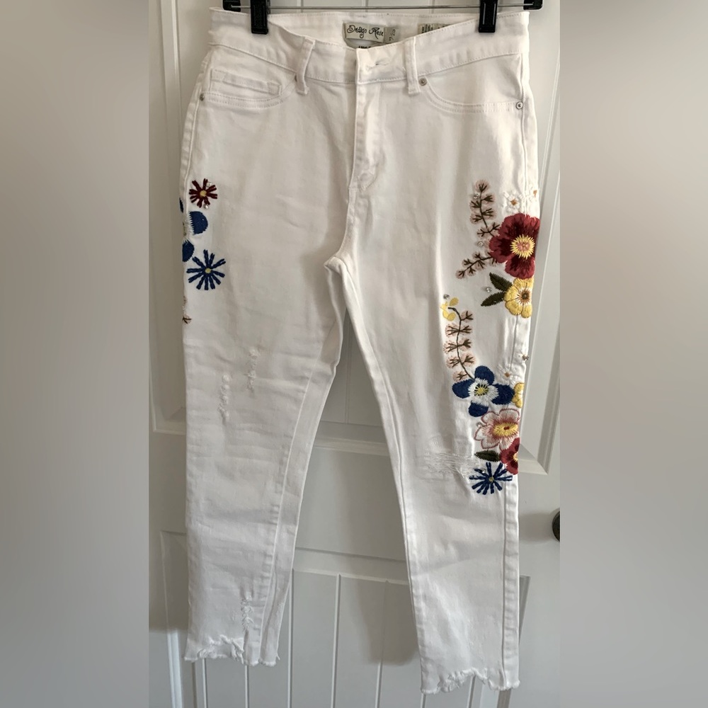 White jeans with beautiful flowers print